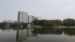 都市情感剧《追爱家族》于27日晚在江苏卫视开播